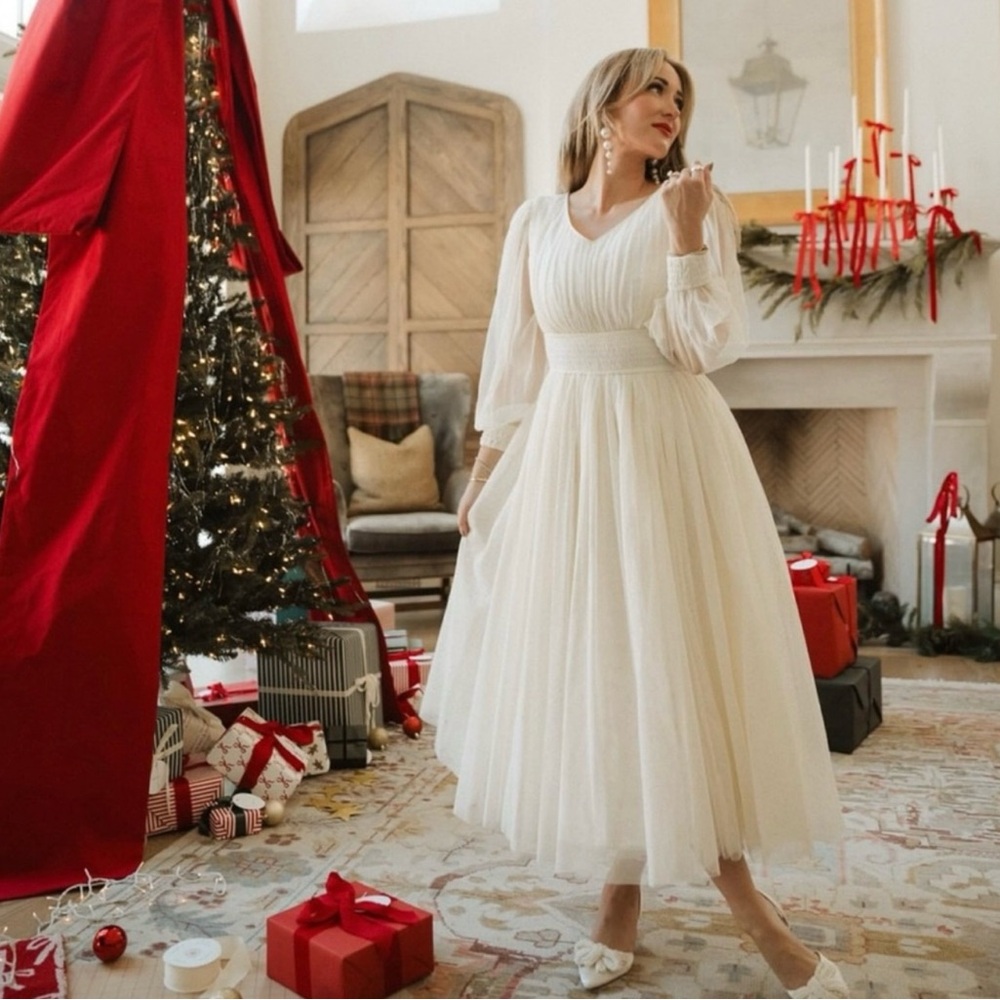 Ivy City Co Cream Long Sleeve V-Neck Sundress